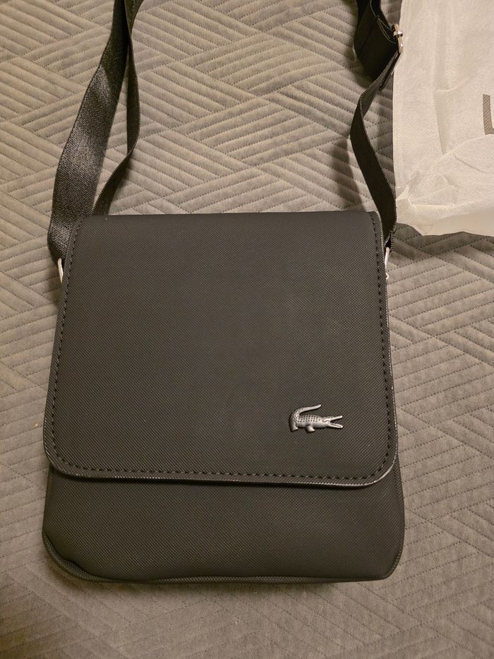 Sac à bandoulière Lacoste - photo numéro 2