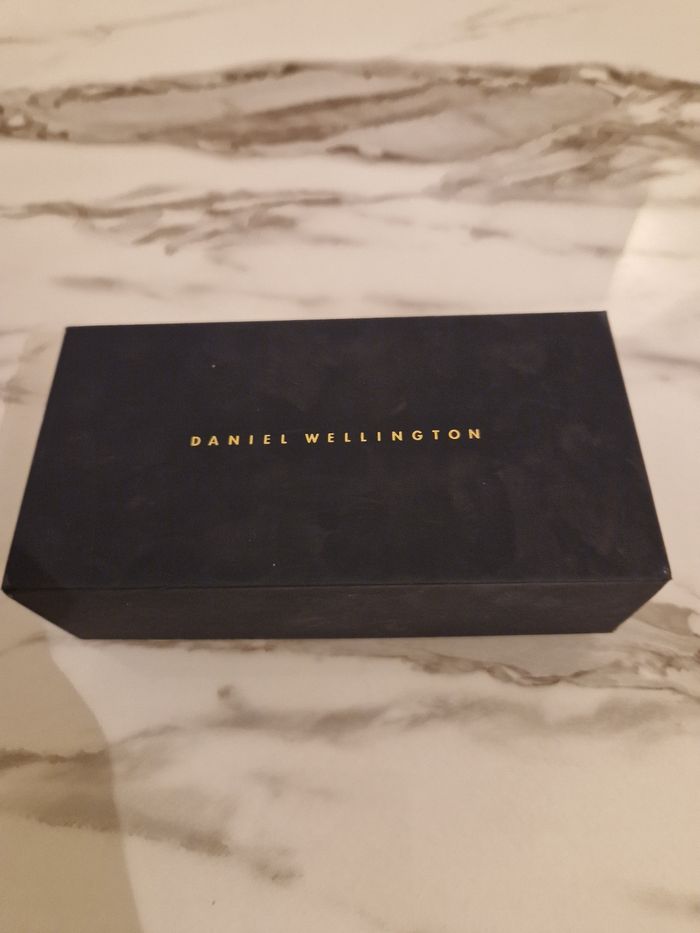 Montre femme, Daniel Wellington - photo numéro 5