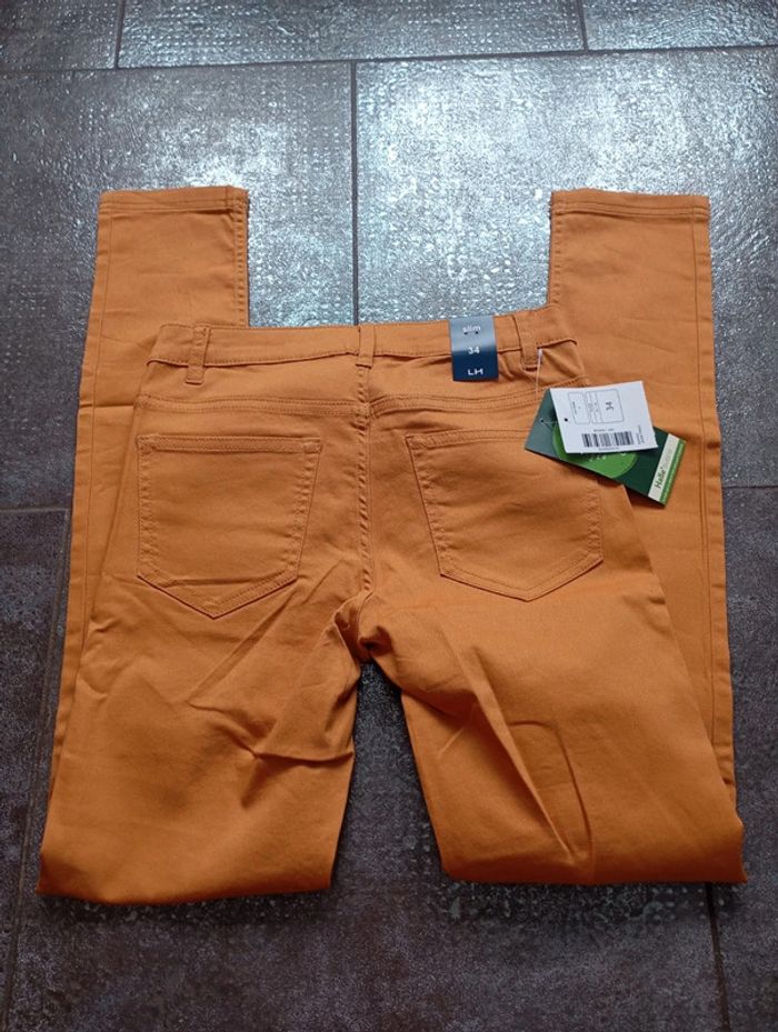 Pantalon slim neuf La Halle 34 - photo numéro 5
