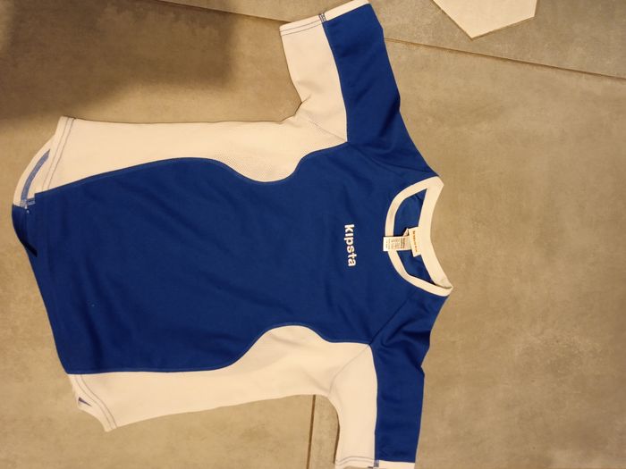 T shirt sport neuf kipsta - photo numéro 3