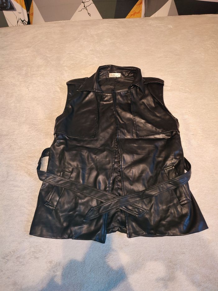 Lot vêtements simili cuir - photo numéro 6