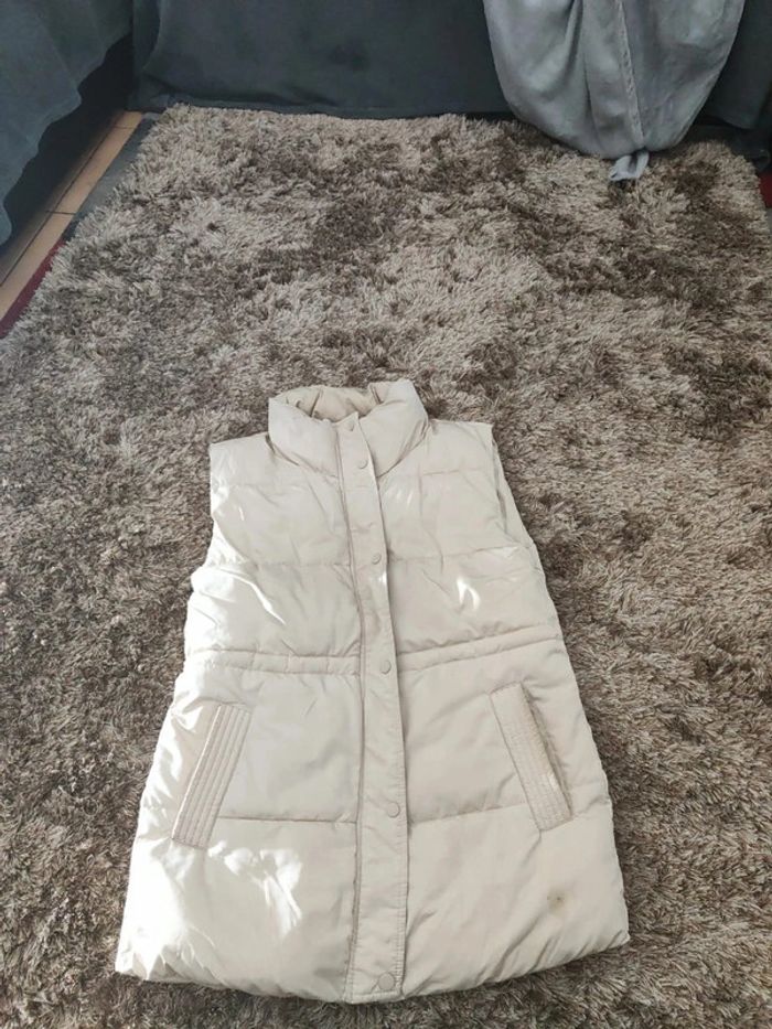 🎀 Promo 11€🎀Jolie veste sans manches 💎 stradivarius 36 💎 - photo numéro 2