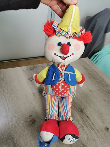 Clown peluche ancienne en tissu cravate à pois blanc