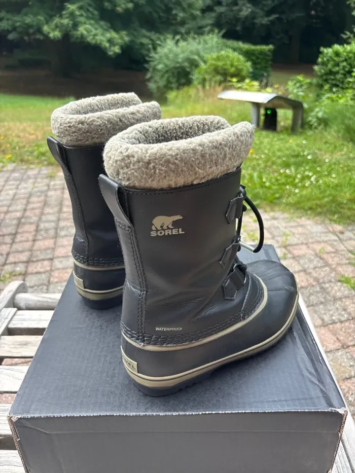 Bottes Sorel Enfant - Taille 36 - Parfaites pour l'Hiver et la Neige ! - photo numéro 12