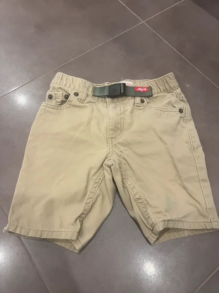 Short levi’s beige 6 ans
