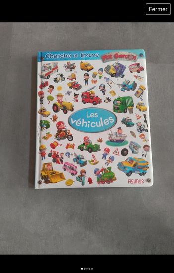 Livre Les véhicules Cherche et trouve Fleurus, Très bon état 