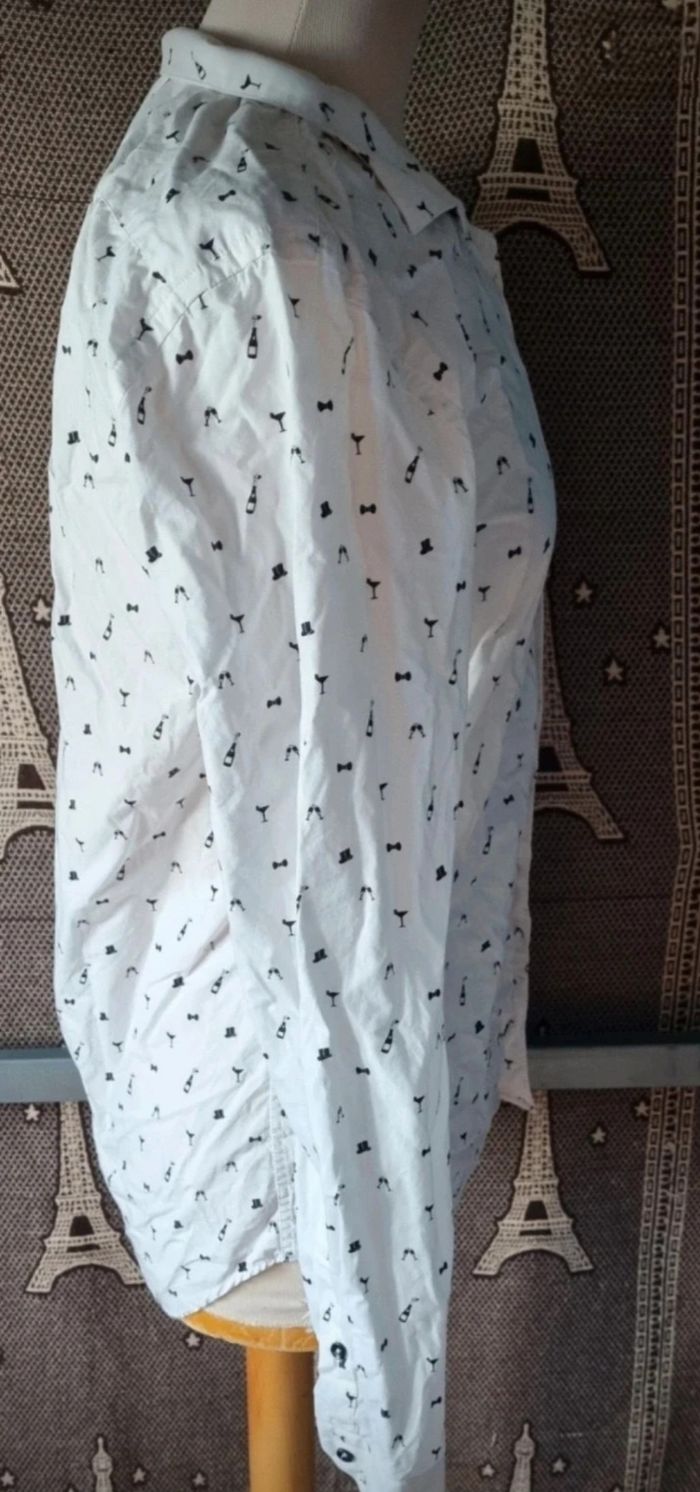 Chemise blanche à motifs noir 🥂🍾 taille M Slim fit - photo numéro 4
