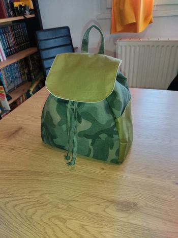 Sac à dos militaire fait à la main