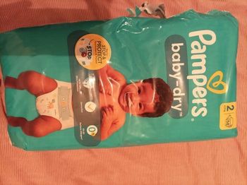 Pampers baby dry taille 2