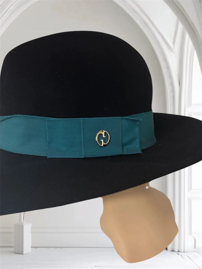 Chapeaux Gucci femme noir et turquoise taille s - photo numéro 3