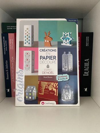 Créations en papier découpé esprit de Noël CreaPassions