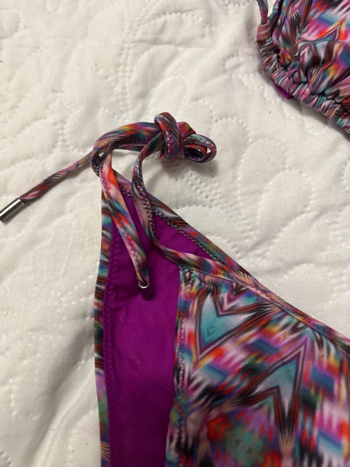 Maillot triangle Matthew Williamson – violet/bleu psychédélique – taille EU 36/38 - photo numéro 4