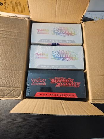 Lot de 3 ETB Pokémon EV10 et EV8.5