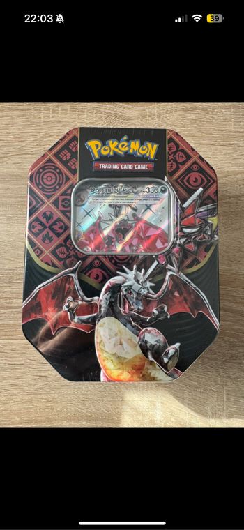 Tin box dracaufeu Pokémon