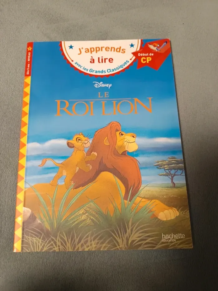 Livre j'apprends à lire Le Roi Lion Disney début de CP