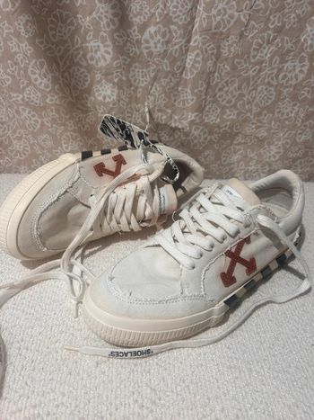 Baskets toile Off White p39