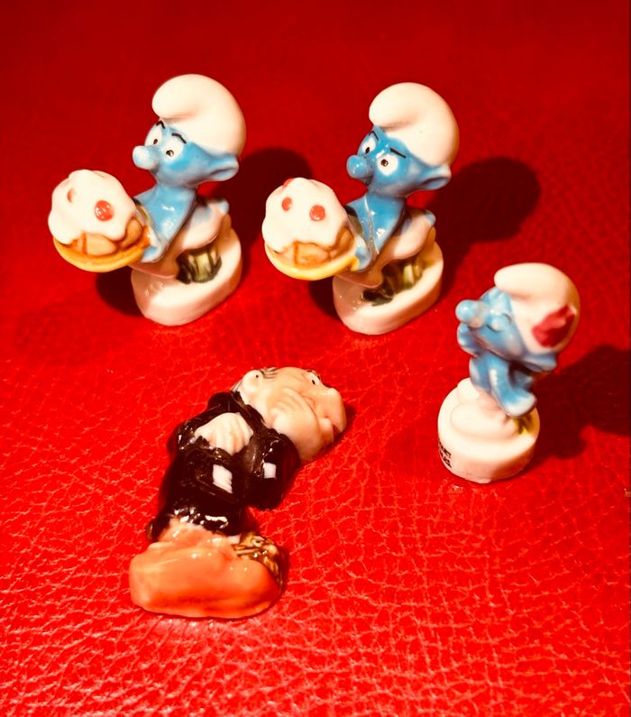 Lot 4 fèves Schtroumpfs - Peyo