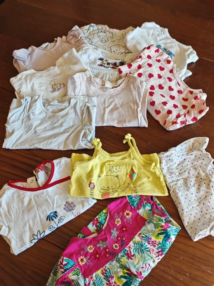 Lot n°11: vêtement bébé 12mois - photo numéro 4