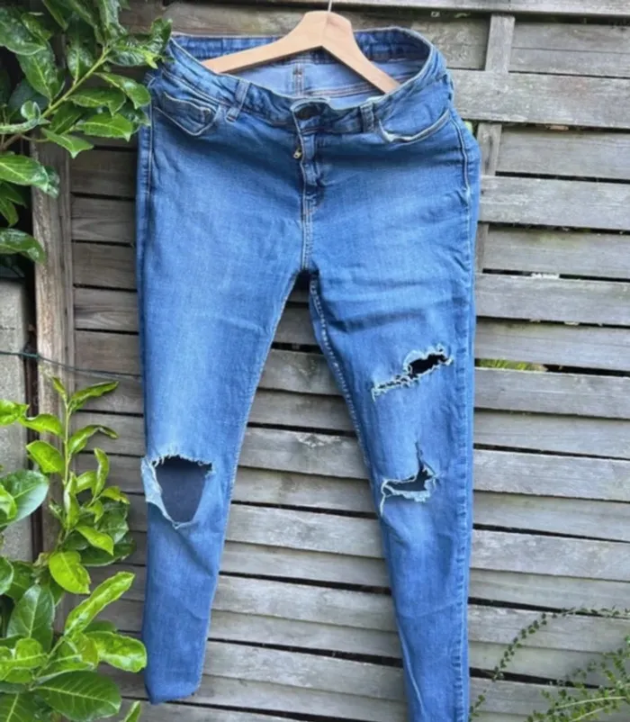 Jean troué Kiabi – Taille 38 Slim bon état - photo numéro 5