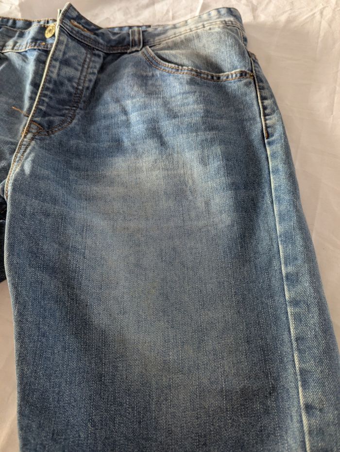 Short homme taille 46 - photo numéro 3