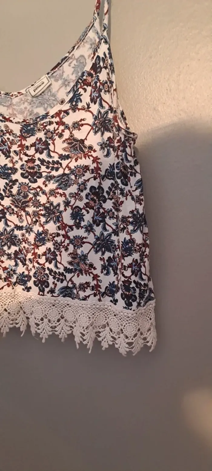 Débardeur femme tons bleu et blanc - Marque Pimkie - Taille 40 - Très bon état. - photo numéro 5