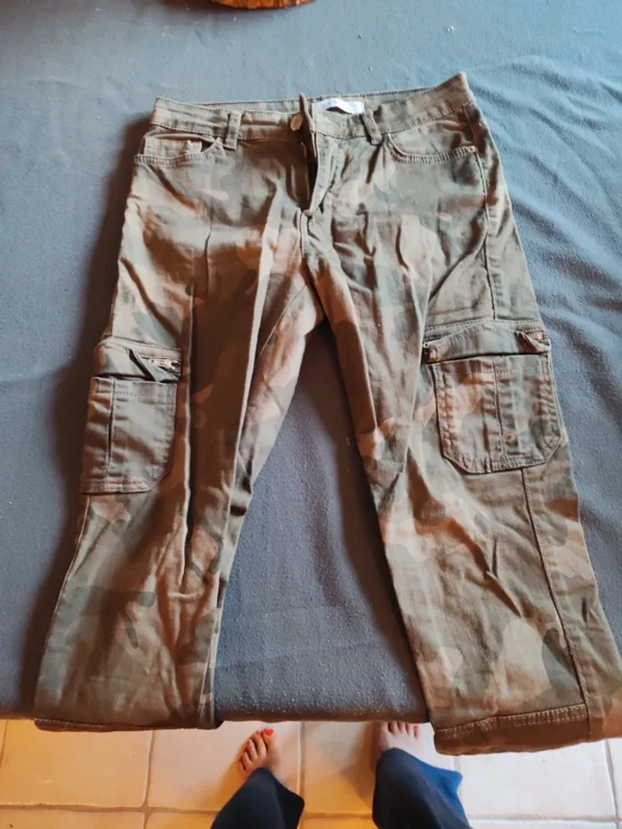 Pantalon militaire slim taille 38
