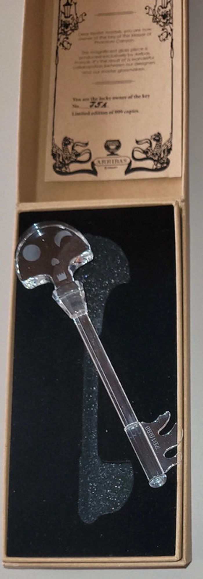 Cle key llave phantom manor disney arribas