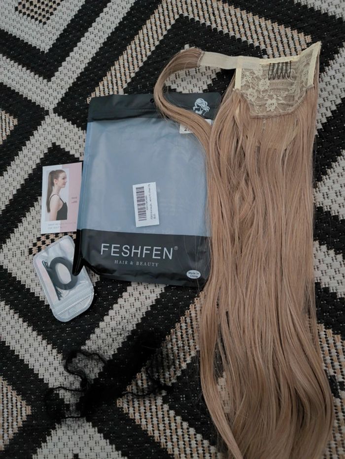 Postiche Queue de Cheval Feshen Cheveux Synthétiques Raides (Neuf) - photo numéro 2