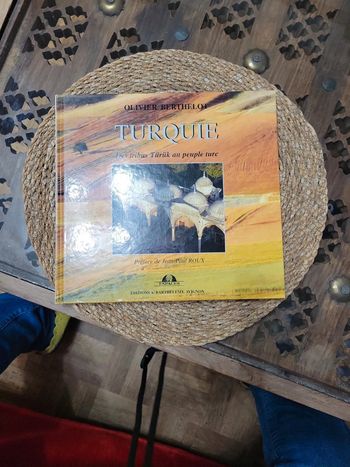 Turquie. Des tribus T^uruk au peuple turc