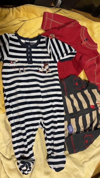 Lot de 3 vêtements Sergent Major en 6 mois