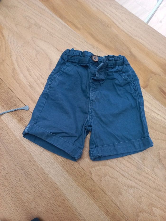 Lot 1 pantalon + 2 shorts In Extenso taille 86cm - photo numéro 4