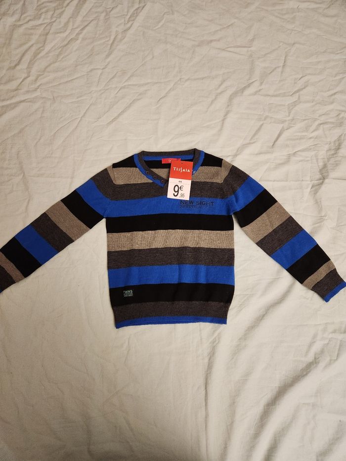 Pulls neufs - photo numéro 2