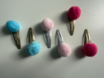 Lot 6 barrettes 