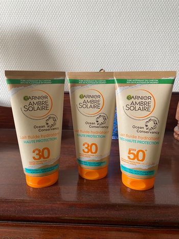 Lot 3 ambre solaire garnier laits
