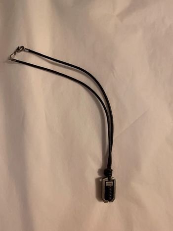 Collier homme Fossil Corde noire  Pendentif: breloque gris argenté (corde intérieur): brossé