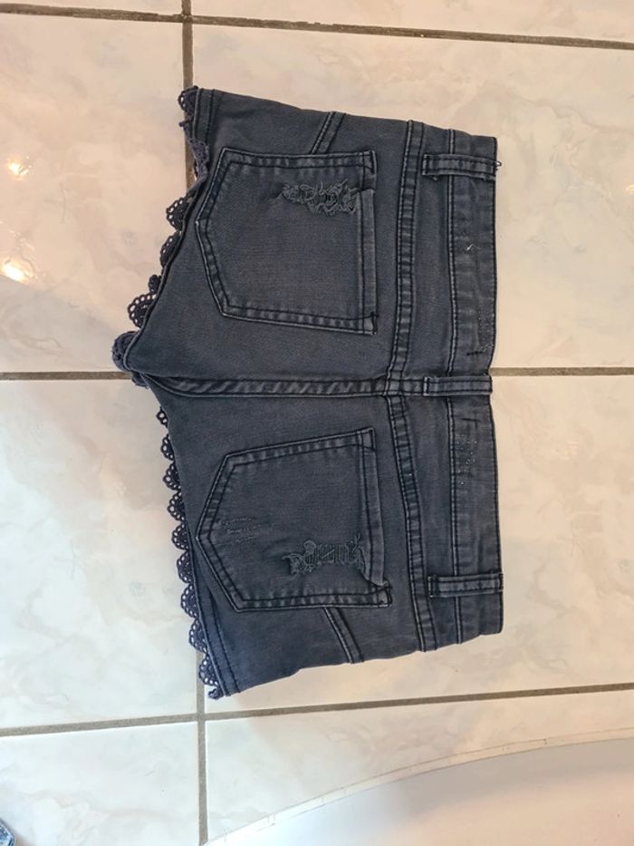 Lot de 2 shorts  taille 36 marque Jennifer - photo numéro 5