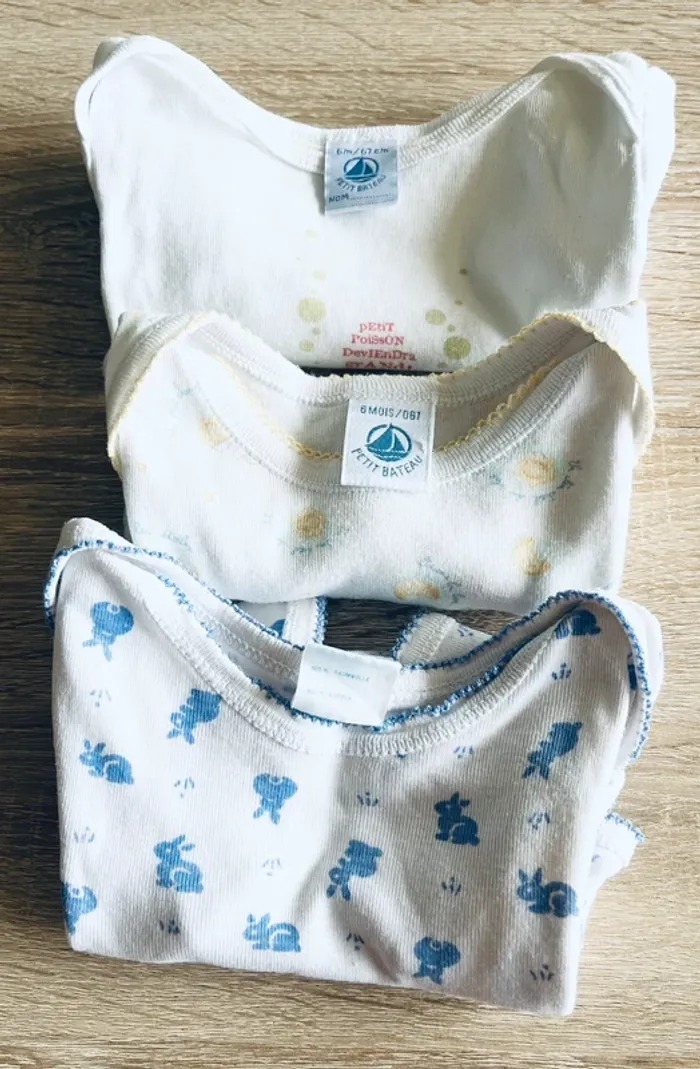 Lot de 3 bodys manches courtes