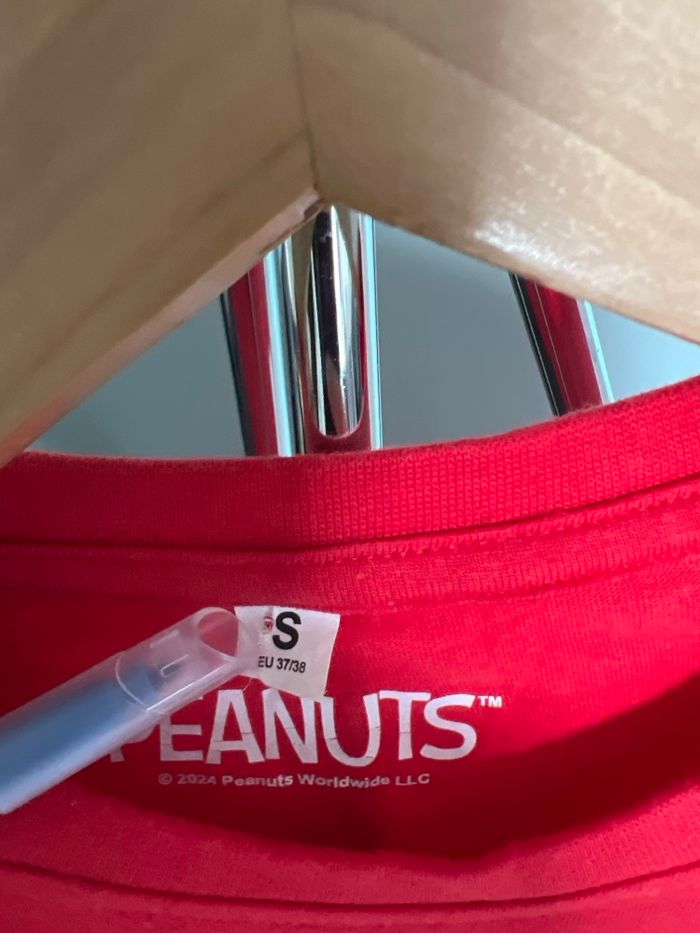 Lot des T-shirts, la taille S - photo numéro 2