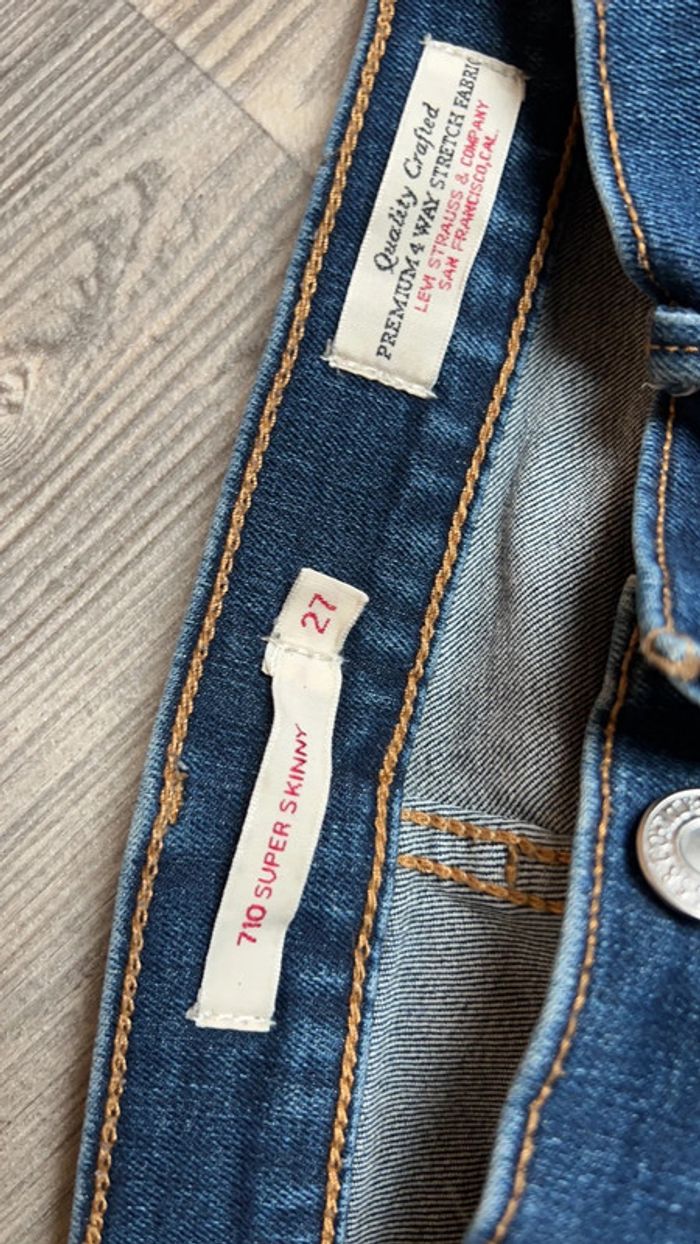 Jean Lévis super skinny taille 27 - photo numéro 4