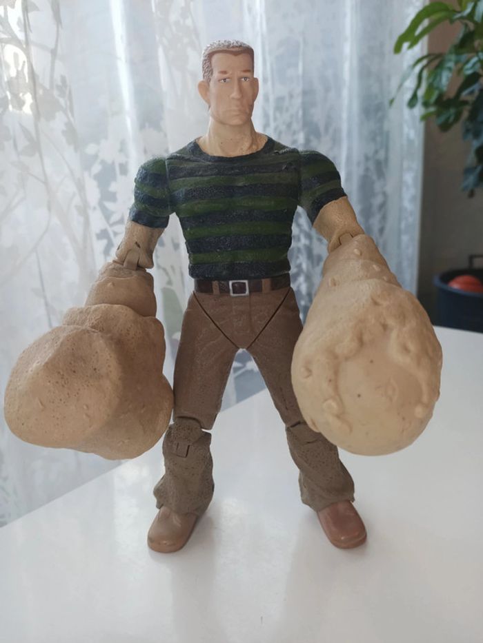 Figurine articulée Marvel spiderman sandman