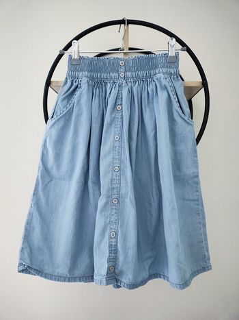 8 ans jupe mi hauteur tape a l'oeil