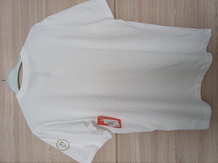 T-shirt homme decathlon neuf taille L - photo numéro 4