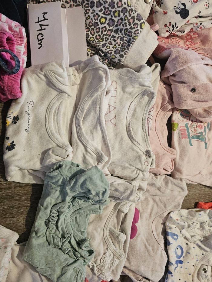 Lot de vêtements - photo numéro 2