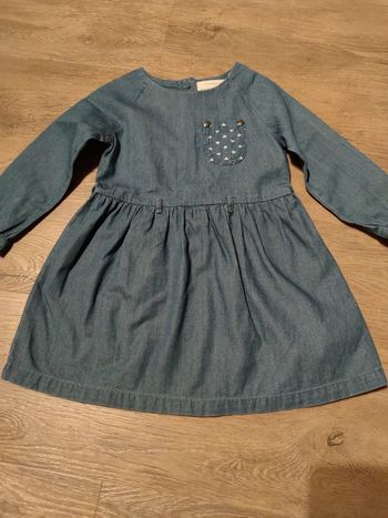 Robe en jeans 12 mois neuve