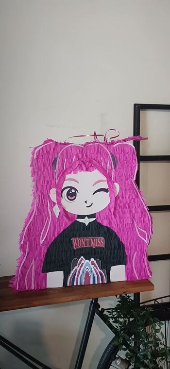 Pinata anniversaire k-pop 