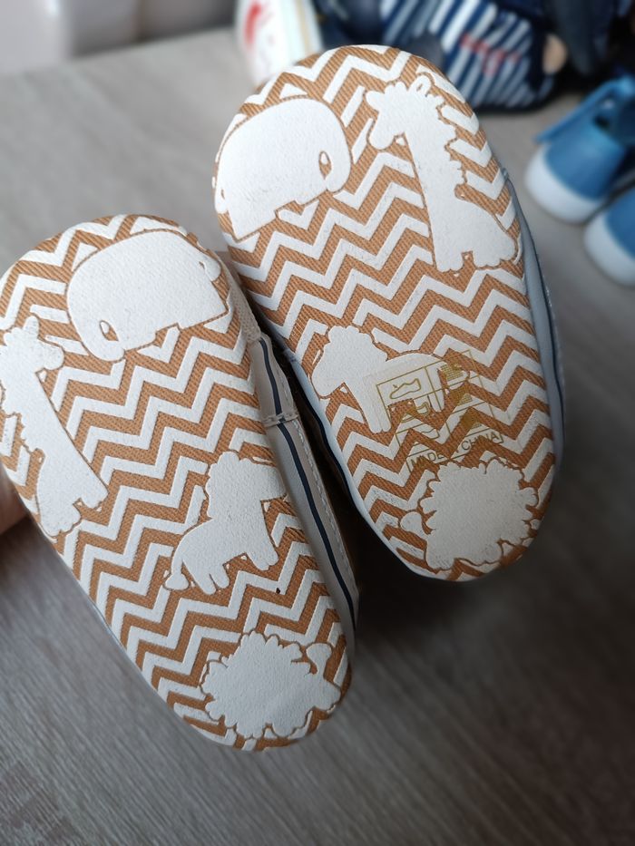 Chaussures bébé 15/16 - photo numéro 7