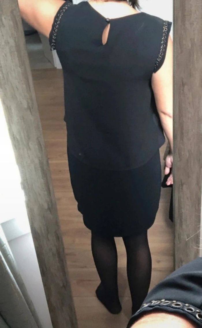 Robe Yuka taille 36 excellent état - photo numéro 3