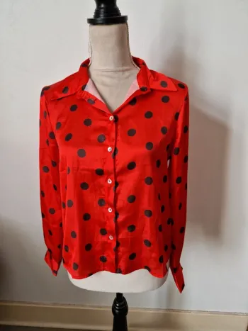 Chemise rouge a pois noir shein taille s
