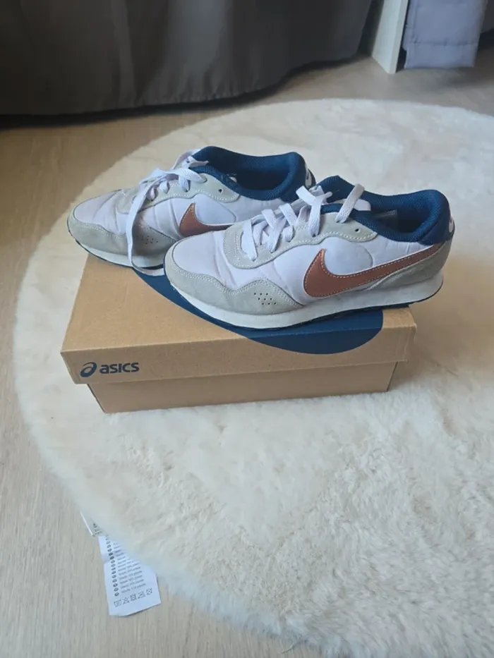 Baskets nike fille - photo numéro 2