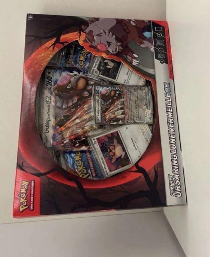 Coffret Pokémon ursaking neuf scellé